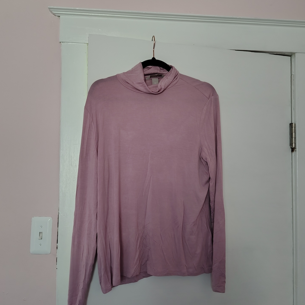 H&M Lavender Turtle Neck Top